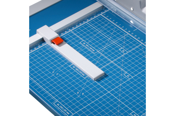 DAHLE Rollschneidmaschine 558 558150040 Schnittleistung 7 Blatt A0