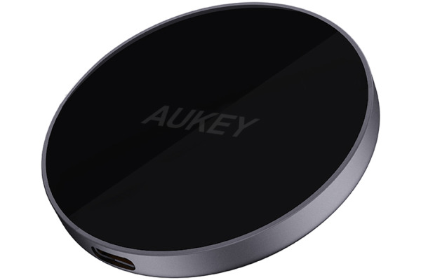 AUKEY MagFusion Aura Magnetic 15W LC-MC10 Wireless Charger Qi2